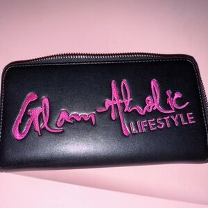 Glam-Aholic Lifestyle Black and Pink Wallet